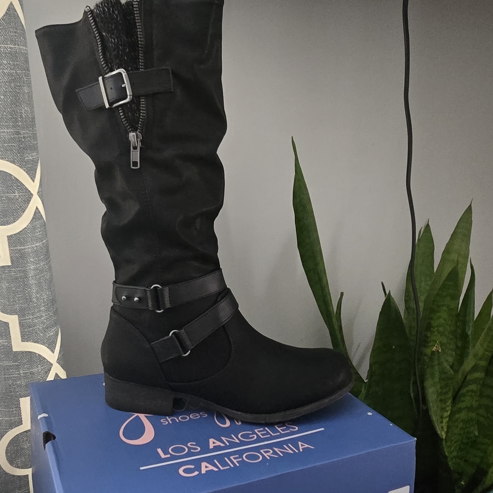 Jellypop Black Mid-Calf Buckle Riding Boots